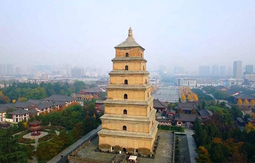 Пагода Даянь в Сиане 652г.